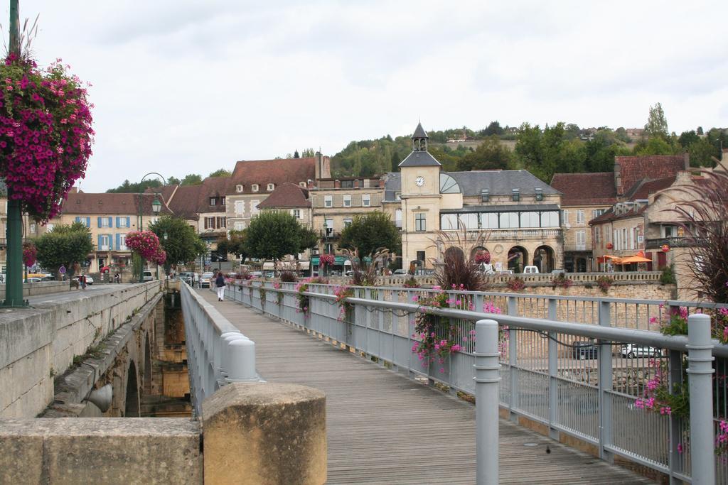 Residence Goelia Le Hameau De La Vezere لو بوج المظهر الخارجي الصورة